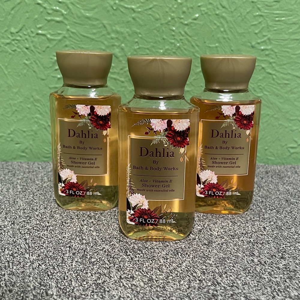 DAHLIA Travel Size Shower Gel set of 3
